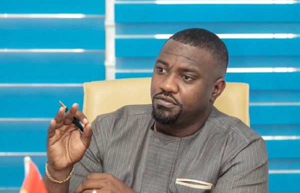 John Dumelo